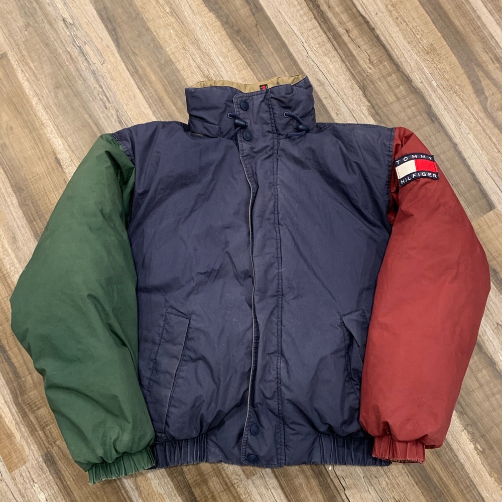 Vintage Tommy Hilfiger Puffer Coat Spellout Flag